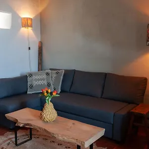 Cal Mestre Guest house